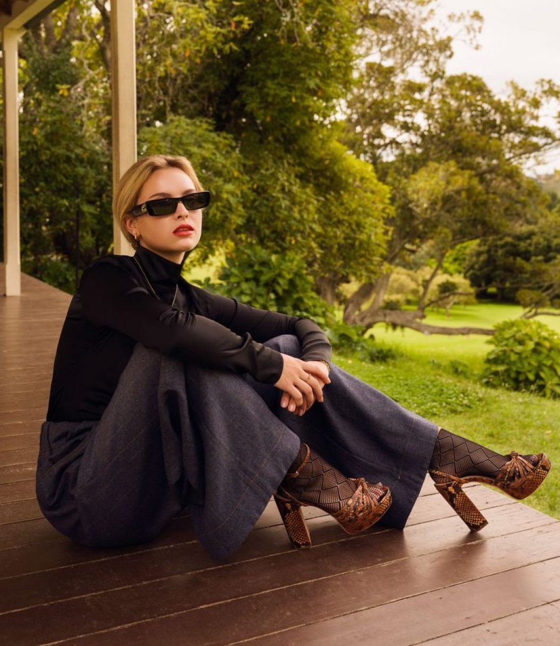 Sophie N for Selin Magazine | Photographer: Ryan Patrick | Stylist: Sabrina Gardner | Hair & Makeup: @tong_makeupandhair