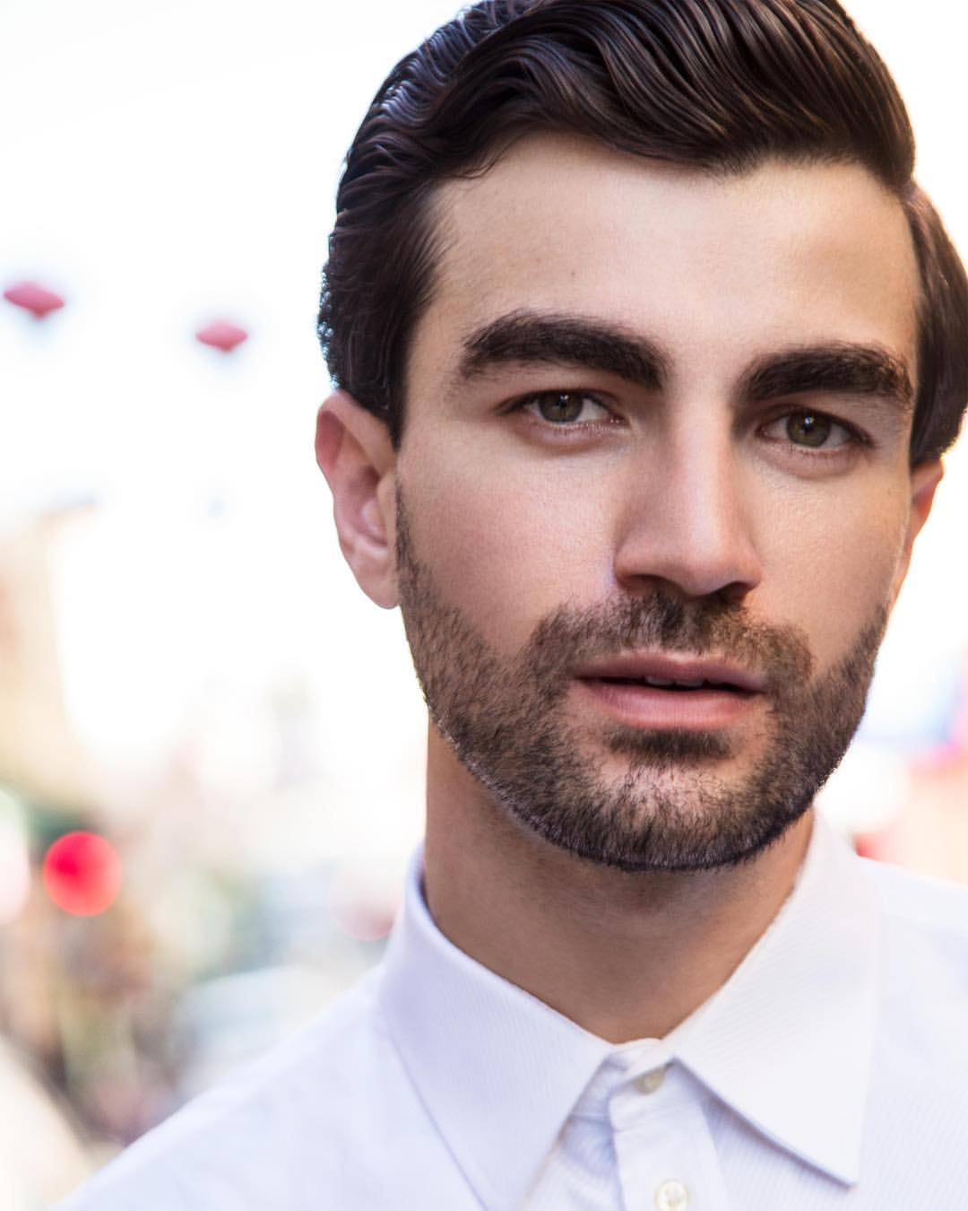 Amini – Here now