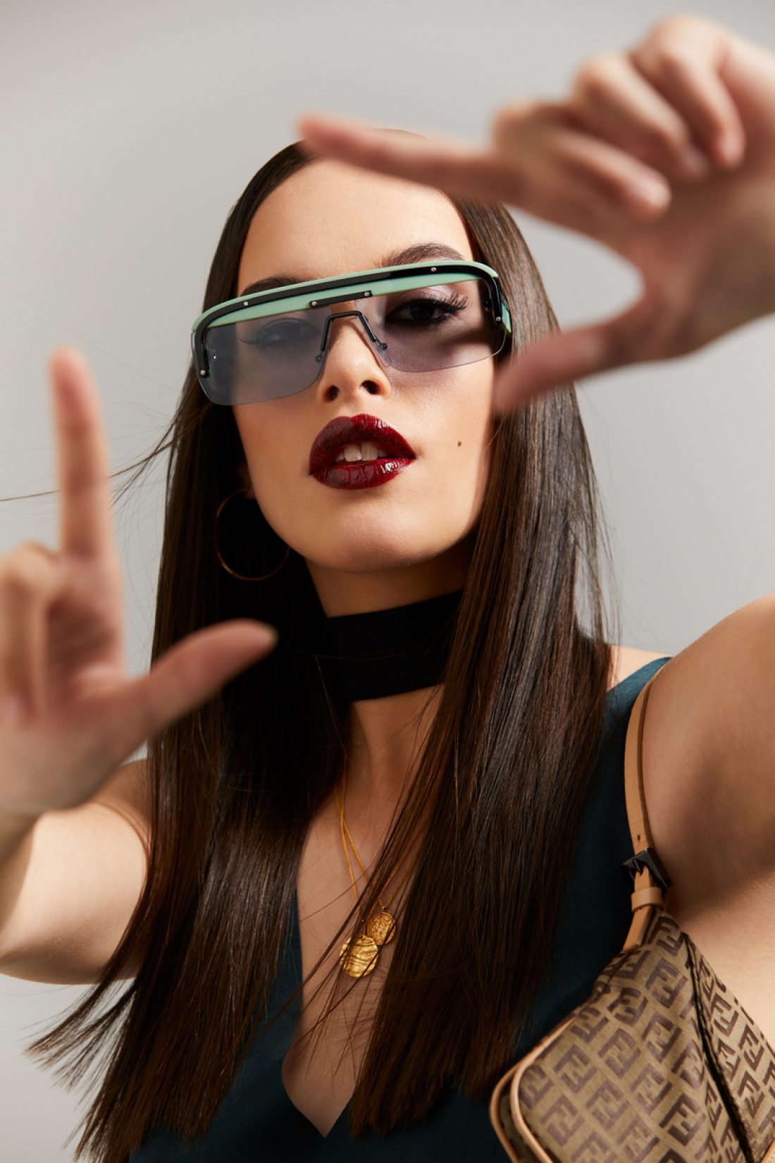 Charlee photographed by Mara Sommer for Viva Magazine; Fashion by Dan Ahwa; Makeup: Kiekie Stanners for M.A.C Cosmetics. Hair: Sean Mahoney from Colleen. Fashion Editor: Dan Ahwa. Model: Charlee from Unique Model Management. Photographer’s Assistant: Kingy Hsu. Stylist’s Assistant: Tai Ramsey.   STOCKISTS: Camilla & Marc, Fabric, Flash Jewellery, Karen Walker, Levis, Magic Hollow, Meadowlark, Sunglass Hut.