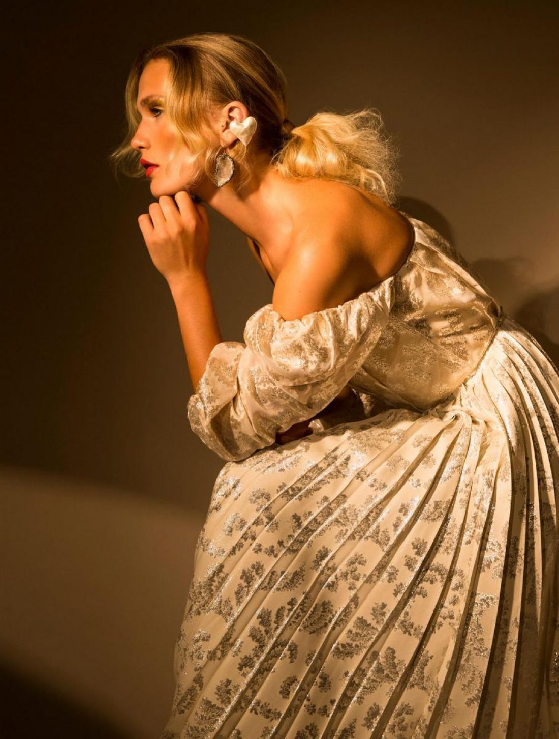 Polly photographed by Guy Coombes for Fashion Quaarterly Magazine; Styling @badboitautau @lochiestonehouse @yslbeauty @seanpatrickmahoney @colleen__colleen