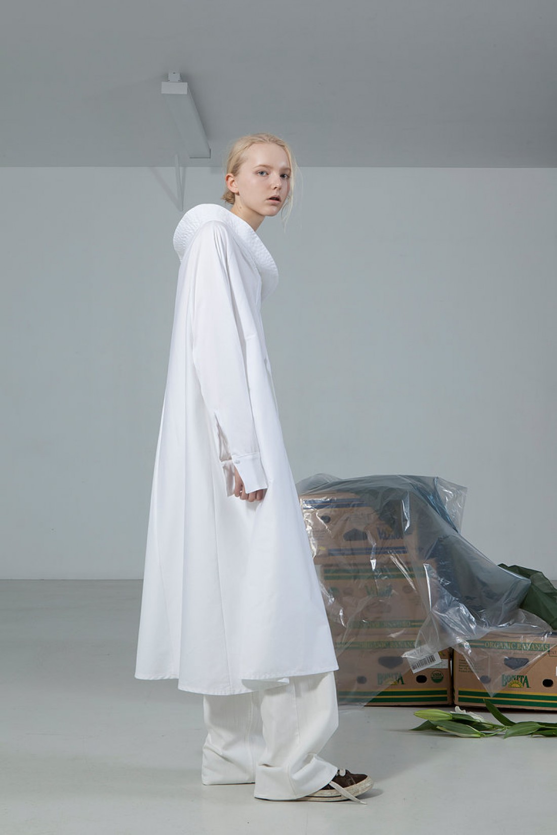 Libby for KM Marks for Eclectisme.co: photography & styling Karen & Delphine Avril Planqueel model Libby @ Unique models design, styling and props KM Marks Hair Matt Benns at stephen Marr using R & Co Shot at Kingsize Studios, Makeup Mollie Bransby using MAC