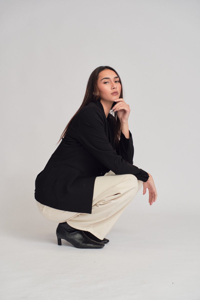Lana Hill: Here now