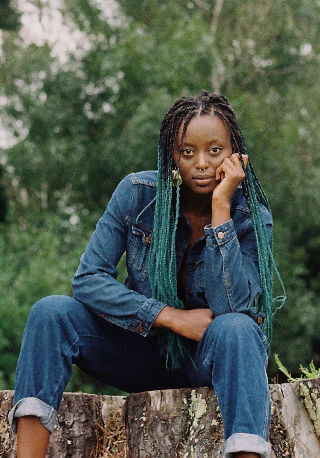 Vanessa photographed by Evangeline Davis