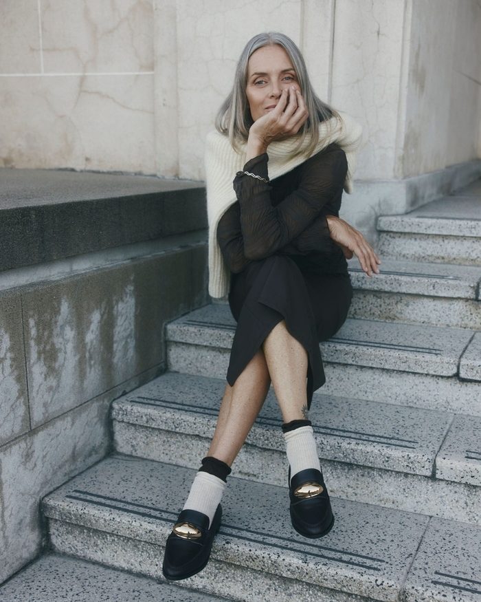 @  Carrie : Here now