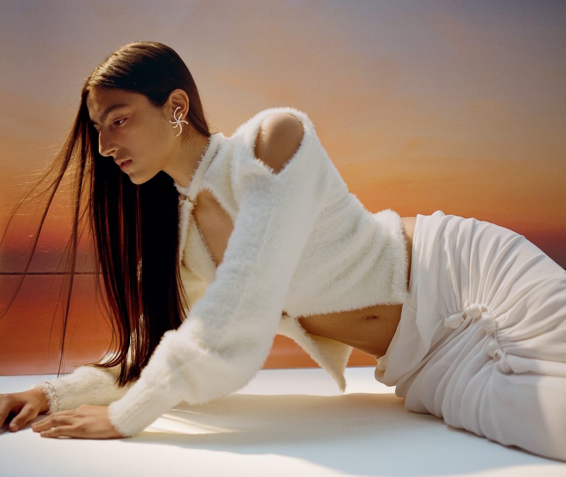 Mia Arlove shot by Grace Watson | Styled by @sothatstom  Creative @sothatstom & @gracegem Lighting @joshszeto_ Hair @henare.davidson Makeup @binhminhha Angels @shar_yng @shannen_young