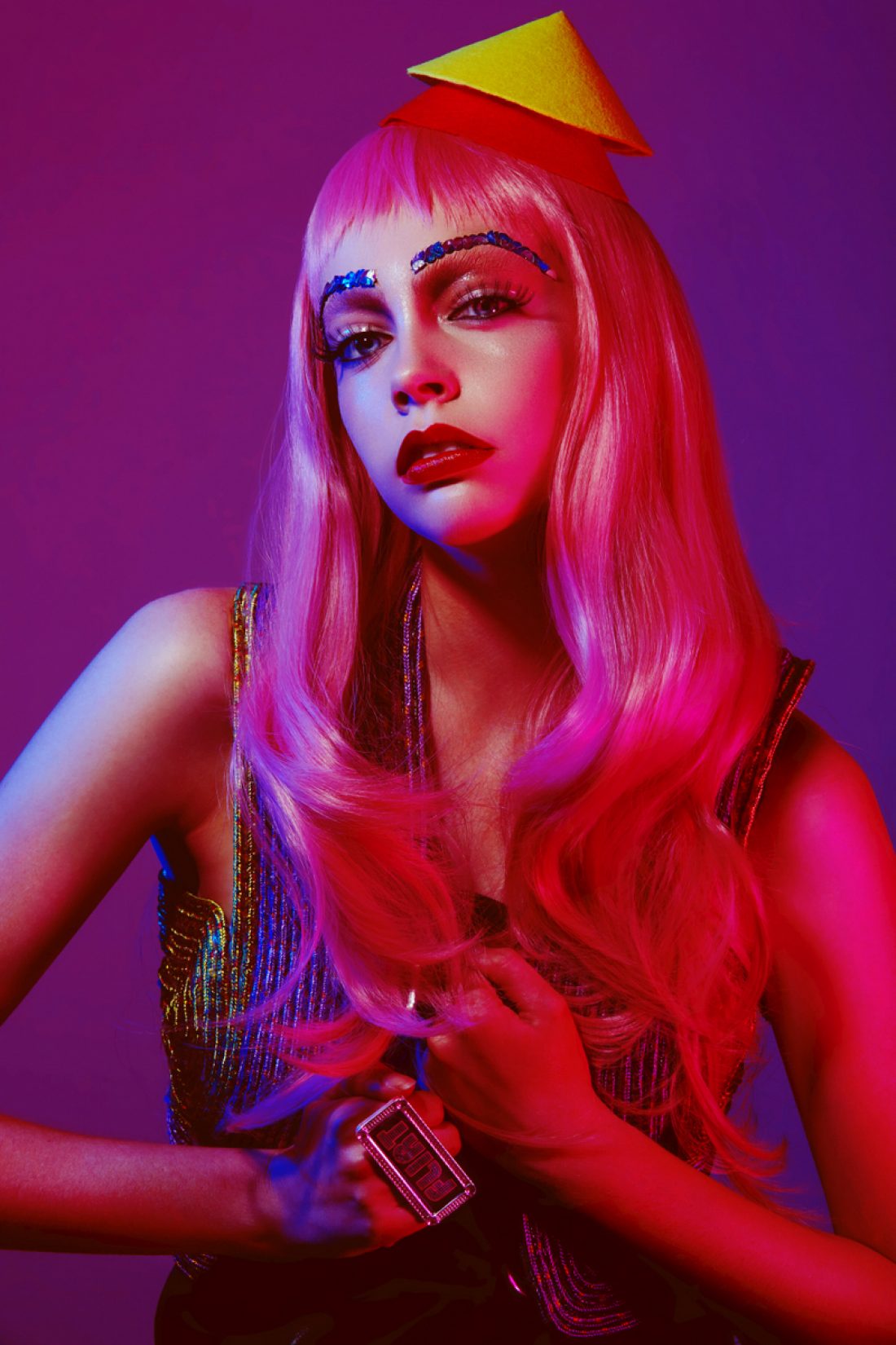 Zazi photographed by Alex Keen for Newsprint Magazine: Hair/art direction Lenard Johnston; Hair @rice303 Makeup: Abbie Ahmed , Gee Pikanga;  Styling Maxine Wooldridge @dmonicintent