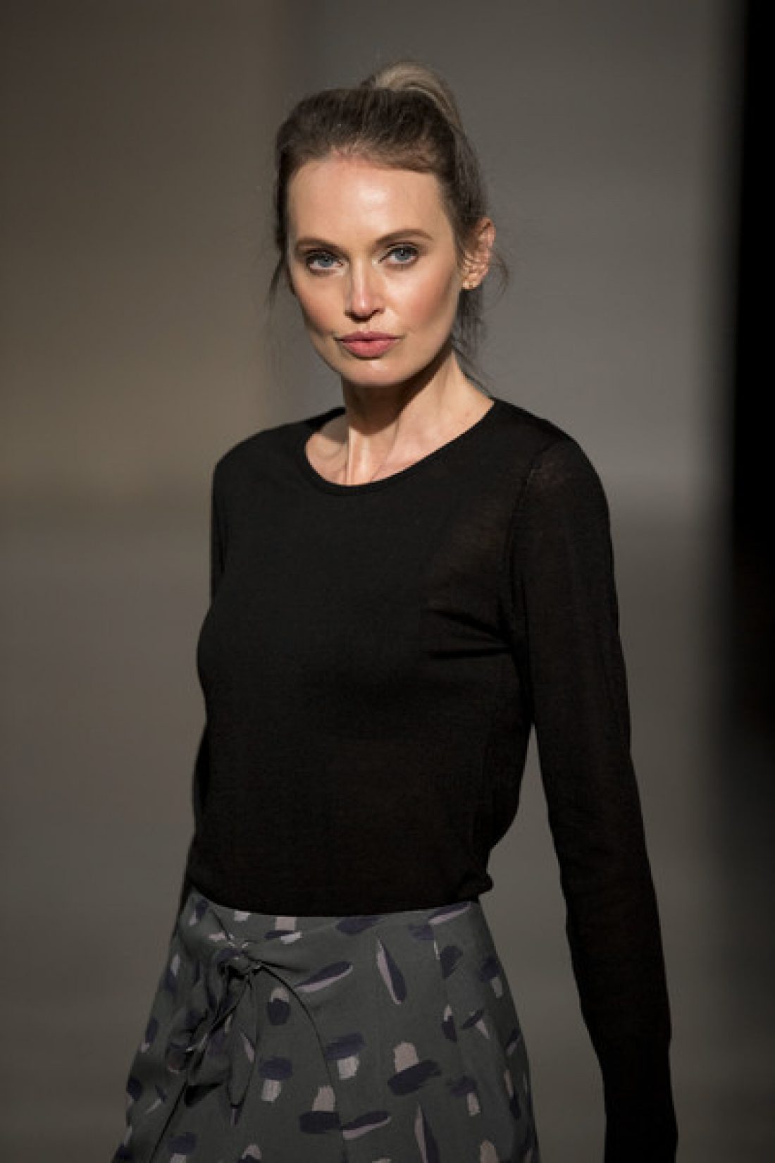 Penny, Olivia & Ruby walk for Kendall Watt at NZFW